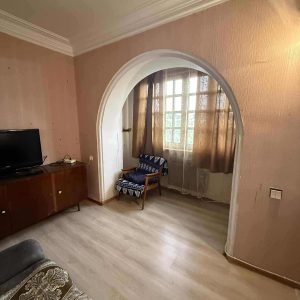 ქირავდება 1 ოთახიანი ბინა გორში, კომბინატის დასახელებაში ქირავდება 1 ოთახიანი ბინა გორში, კომბინატის დასახელებაში