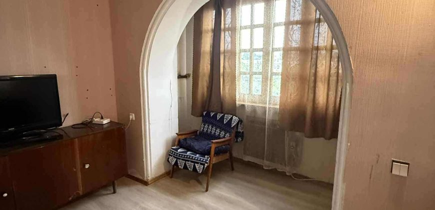 ქირავდება 1 ოთახიანი ბინა გორში, კომბინატის დასახელებაში