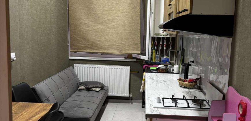 იყიდება 1 ოთახიანი ბინა გორში, კომბინატის დასახლებაში