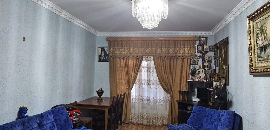 იყიდება 2 ოთახიანი ბინა გორში, კომბინატის დასახლებაში