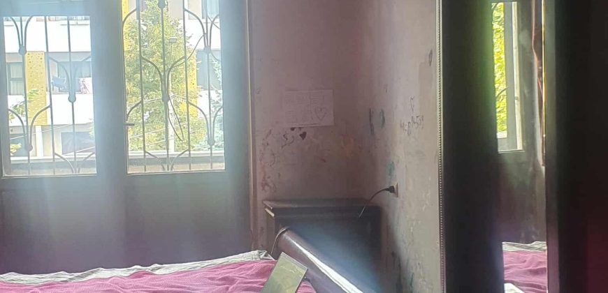 იყიდება 2 ოთახიანი ბინა გორში, სტალინის გამზირზე