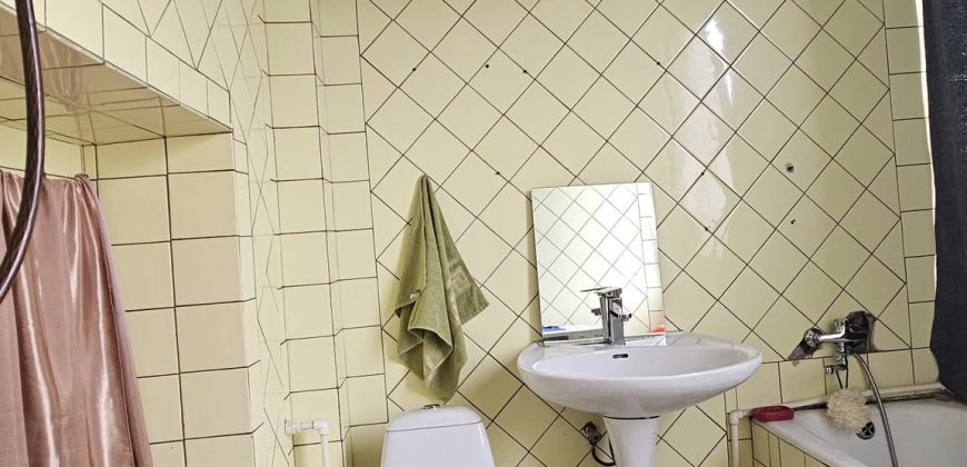 იყიდება2 ოთახიანი ბინა გორში, წმინდა წყლის დასახლებაში