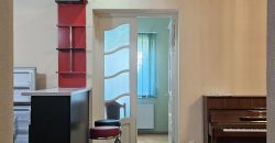 ქირავდება 3 ოთახიანი ბინა გორში, ჭავჭავაძის გამზირზე