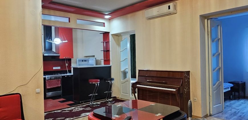 ქირავდება 3 ოთახიანი ბინა გორში, ჭავჭავაძის გამზირზე