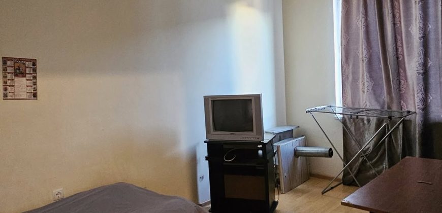 იყიდება 2 ოთახიანი ბინა გორში, კომბინატის დასახლებაში