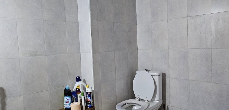 იყიდება 2 ოთახიანი ბინა გორში, კომბინატის დასახლებაში