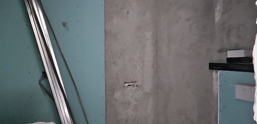 იყიდება 2 ოთახიანი ბინა ქ. გორის ცენტრში