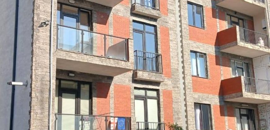 იყიდება 2 ოთახიანი ბინა თბილისში, დიღმის მასივში