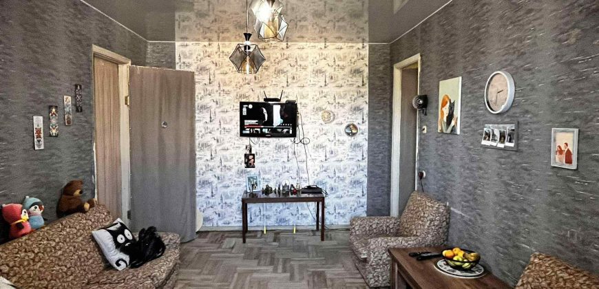 იყიდება 2 ოთახიანი ბინა გორში, კომბინატის დასახლებაში