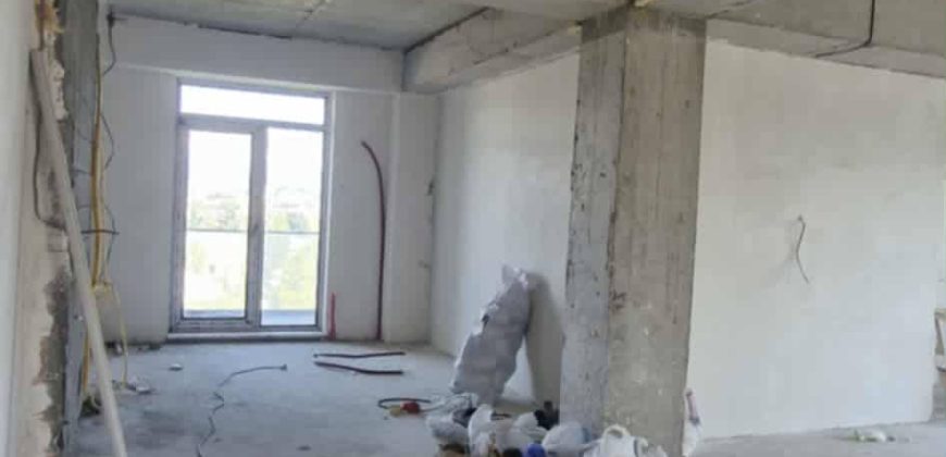 იყიდება 4 ოთახიანი ბინა გორში, კომბინატის დასახლებაში