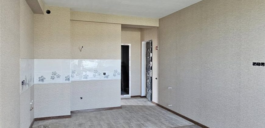 იყიდება 2 ოთახიანი ბინა გორში, ჭალის დასახლებაში