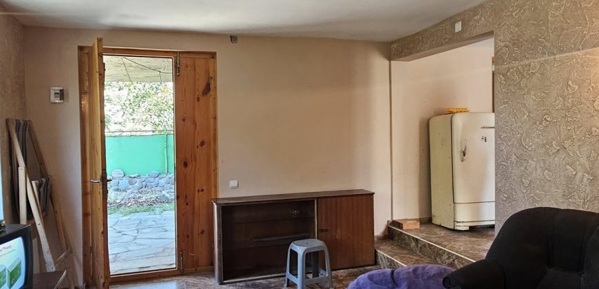 იყიდება 2 სართულიანი სახლი გორის რაიონ, სოფ. ქვახვრელში