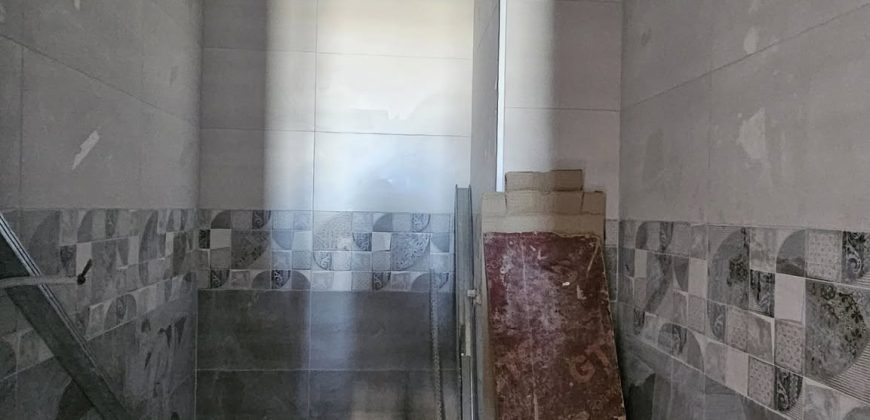 იყიდება 2 ოთახიანი ბინა გორში, ჭალის დასახლებაში