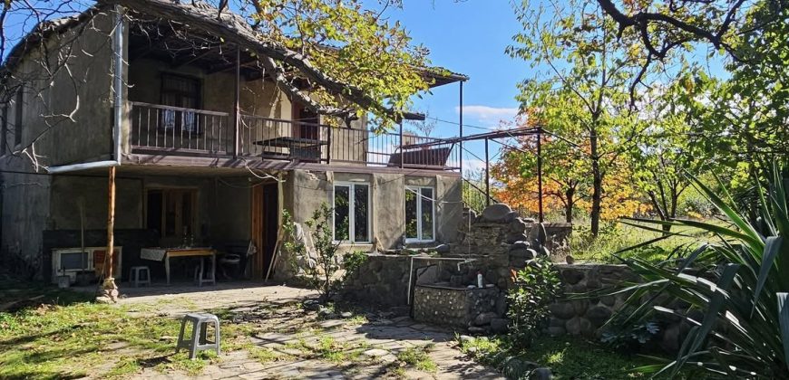 იყიდება 2 სართულიანი სახლი გორის რაიონ, სოფ. ქვახვრელში