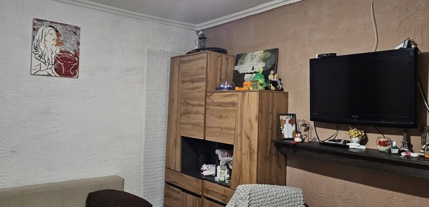 იყიდება საკუთარი სახლი გორში, წყაროს უბანში