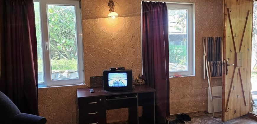 იყიდება 2 სართულიანი სახლი გორის რაიონ, სოფ. ქვახვრელში