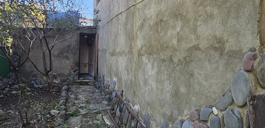 იყიდება 2 სართულიანი სახლი გორის რაიონ, სოფ. ქვახვრელში