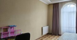 იყიდება 3 ოთახიანი ბინა გორში, სტალინის გამზირზე