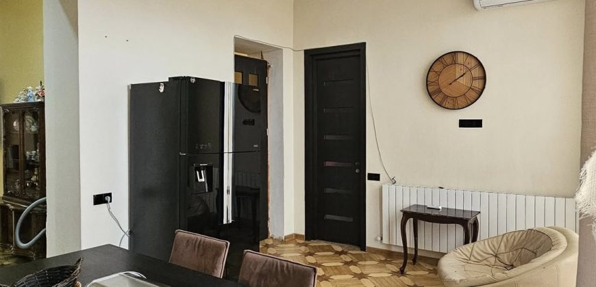 იყიდება 3 ოთახიანი ბინა გორში, სტალინის გამზირზე