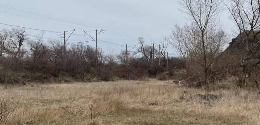 იყიდება მიწის ნაკვეთი გორის რაიონ, სოფ. პატარა გორიჯვართან