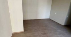 იყიდება 2 ოთახიანი ბინა ქ. გორის ცენტრში