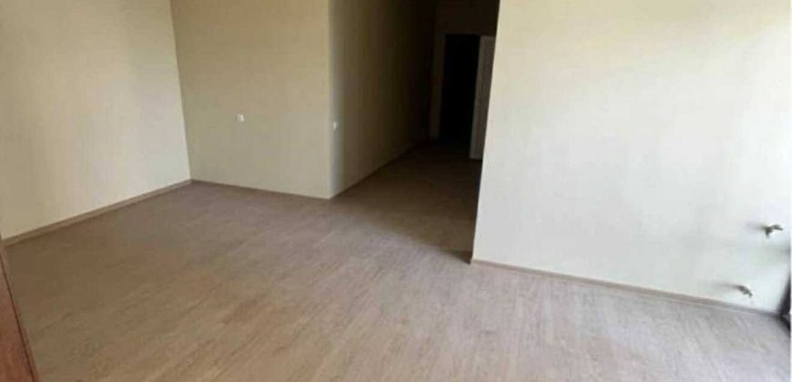 იყიდება 2 ოთახიანი ბინა ქ. გორის ცენტრში