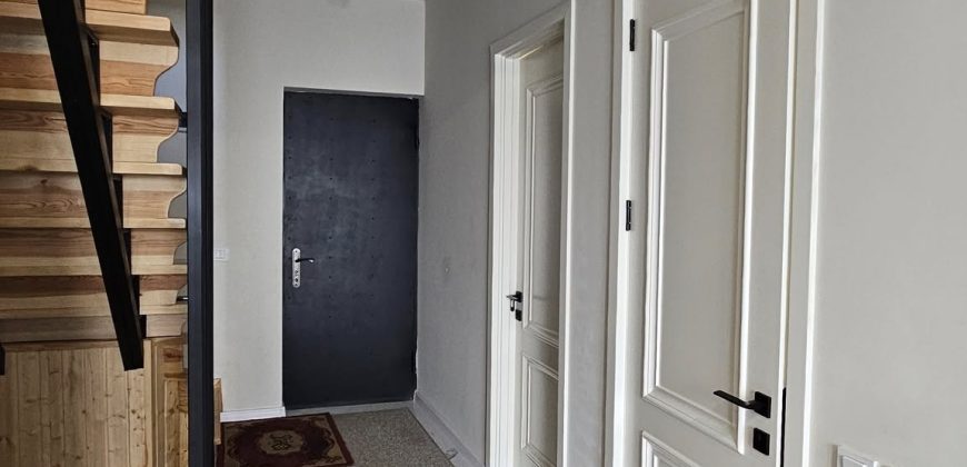 იყიდება 2 სართულიანი სახლი გორში, კვერნაკის დასახლებაში