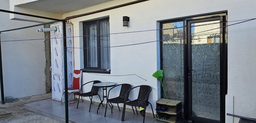 იყიდება 2 სართულიანი სახლი გორში, კვერნაკის დასახლებაში