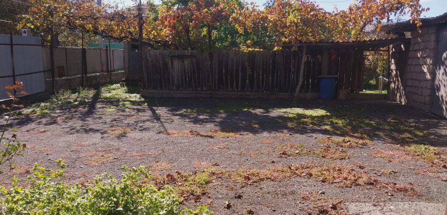 იყიდება სახლი კასპის რაიონ, სოფ. დოესში