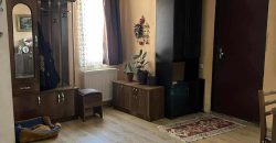 იყიდება 3 ოთახიანი ბინა გორში, კომბინატის დასახლებაში