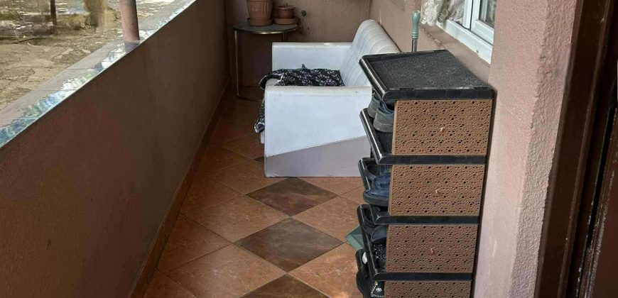 იყიდება 3 ოთახიანი ბინა გორში, კომბინატის დასახლებაში