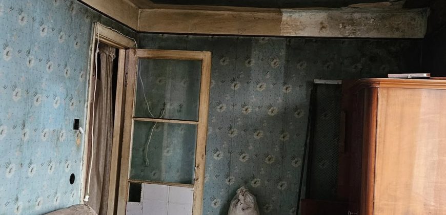 იყიდება 2 ოთახიანი ბინა გორში, სტალინის გამზირზე