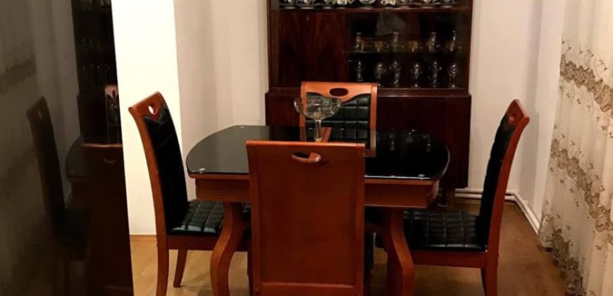 ქირავდება 3 ოთახიანი ბინა გორში, სტალინის გამზირზე