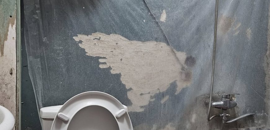 იყიდება 3 ოთახიანი ბინა გორში, კომბინატის დასახლებაში