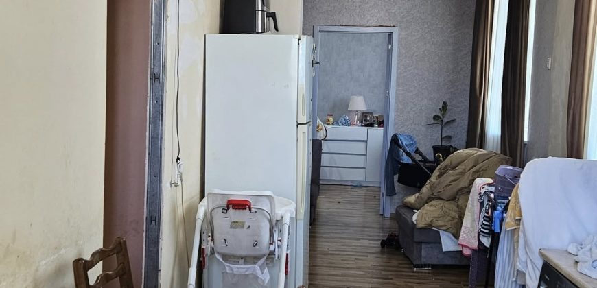 იყიდება 3 ოთახიანი ბინა გორში, კომბინატის დასახლებაში