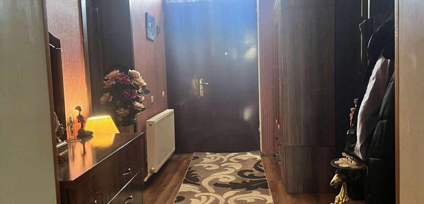 იყიდება 2 სართულიანი სახლი გორის რაიონ, სოფ. კარალეთში