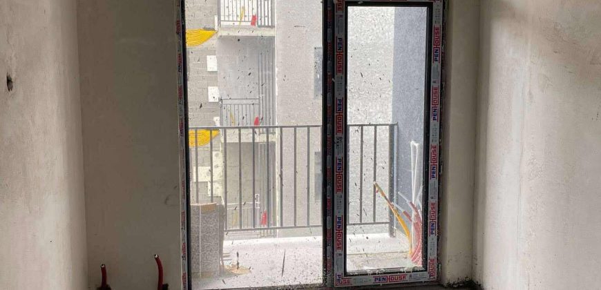 იყიდება 2 ოთახიანი ბინა გორში, ჭალის დასახლებაში