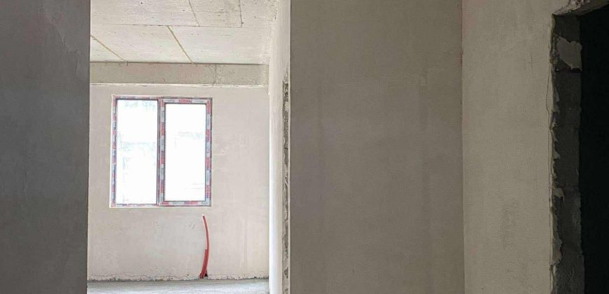 იყიდება 2 ოთახიანი ბინა გორში, ჭალის დასახლებაში