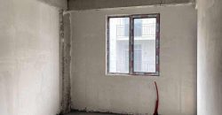 იყიდება 2 ოთახიანი ბინა გორში, ჭალის დასახლებაში