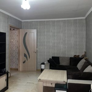 იყიდება 1 ოთახიანი ბინა გორში, კომბინატის დასახლებაში