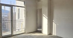 იყიდება 4 ოთახიანი ბინა გორში, ჭალის დასახლებაში