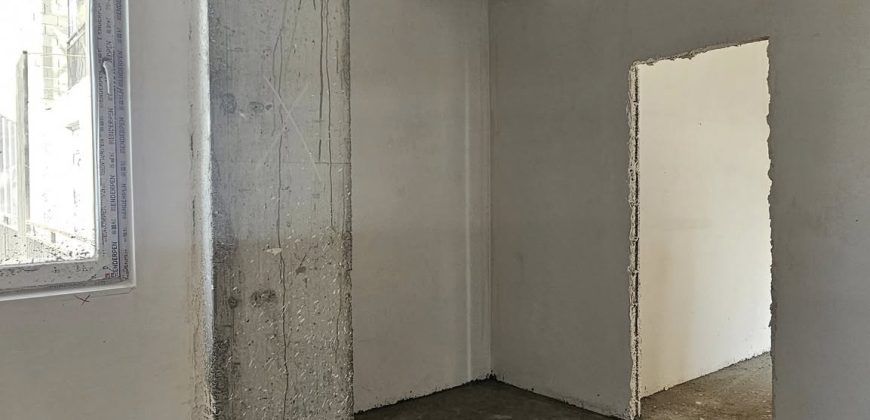 იყიდება 4 ოთახიანი ბინა გორში, ჭალის დასახლებაში