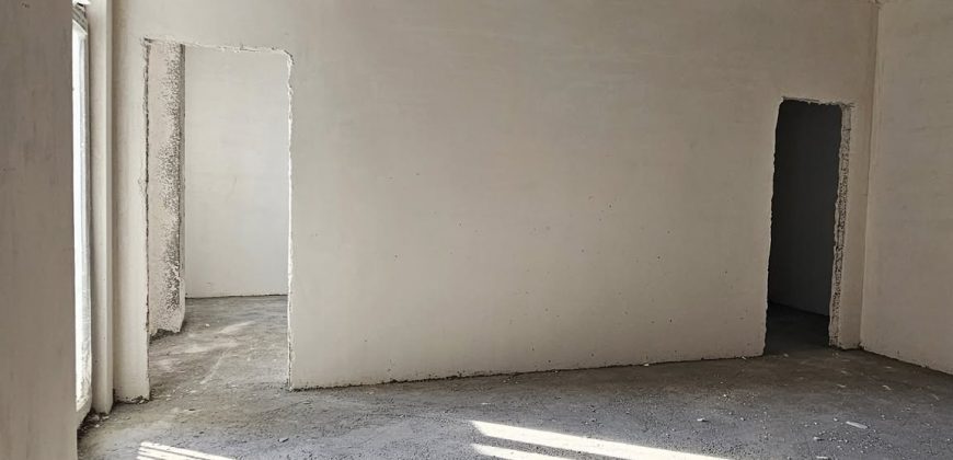 იყიდება 4 ოთახიანი ბინა გორში, ჭალის დასახლებაში