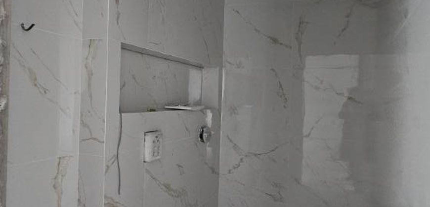 იყიდება 3 ოთახიანი ბინა გორში, კომბინატის დასახლებაში