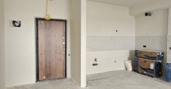 იყიდება 3 ოთახიანი ბინა გორში, კომბინატის დასახლებაში