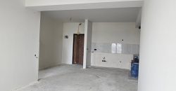 იყიდება 3 ოთახიანი ბინა გორში, კომბინატის დასახლებაში