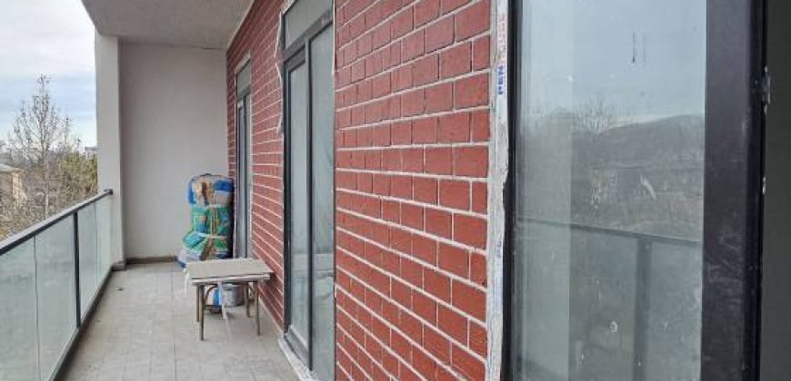 იყიდება 3 ოთახიანი ბინა გორში, კომბინატის დასახლებაში