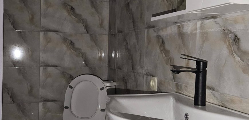 იყიდება 2 ოთახიანი ბინა გორში, ჭალის დასახლებაში