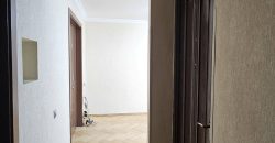 იყიდება 5 ოთახიანი ბინა კომერცოული ფართით გორში, კომბინატის დასახლებაში