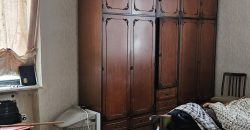 იყიდება 2 ოთახნახევრიანი ბინა გორში, სტალინის გამზირზე